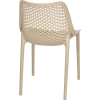 Chaise de terrasse Air : empilable, résistante et confortable pour professionnels.