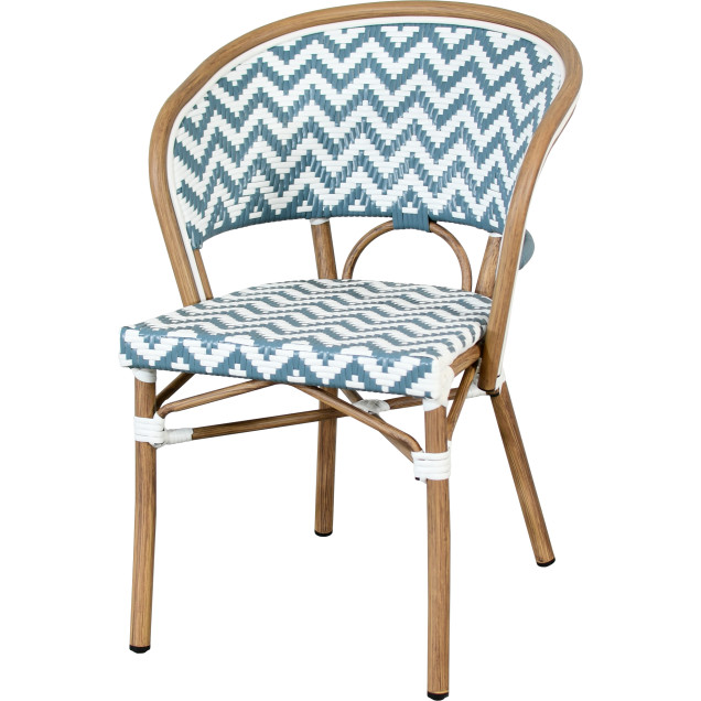 VANY-fauteuil van aluminium en rotan, met blauw-witte nylonvlechtwerk
