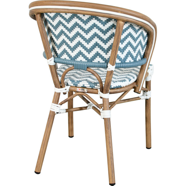 VANY-fauteuil van aluminium en rotan, met blauw-witte nylonvlechtwerk